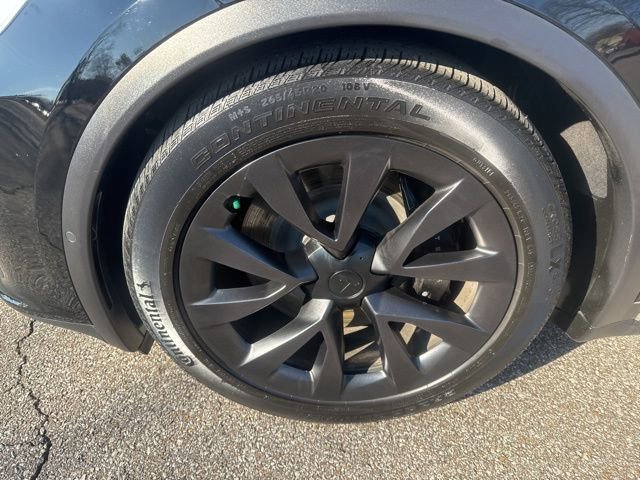 Used 2022 Tesla Model X image 12