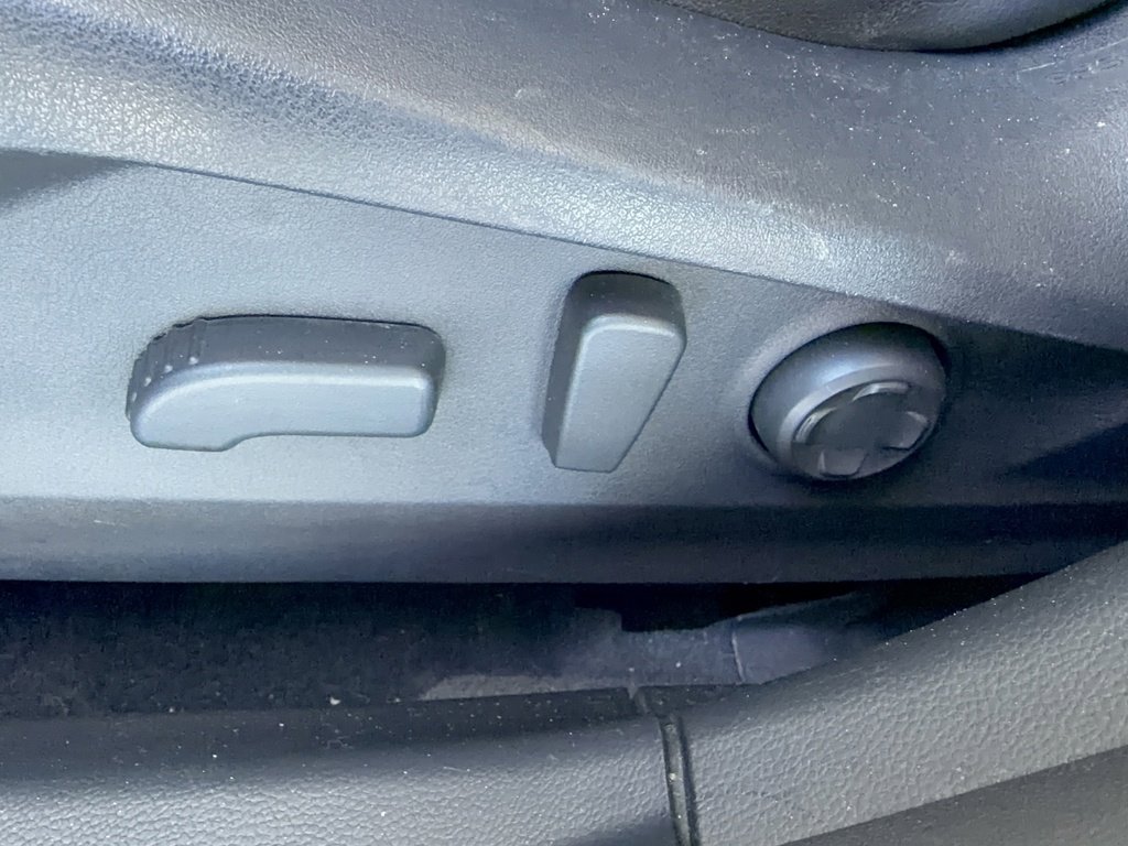 Used 2023 Subaru Outback Limited XT image 29