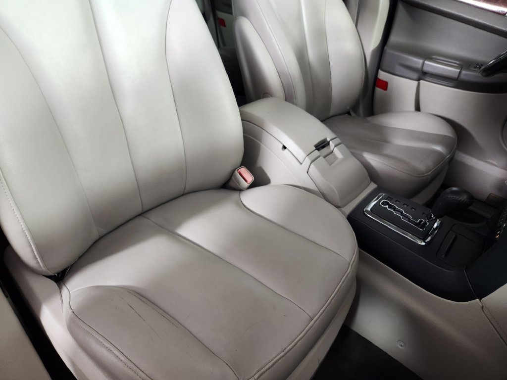 Used 2005 Chrysler Pacifica Touring AWD/4WD image 11