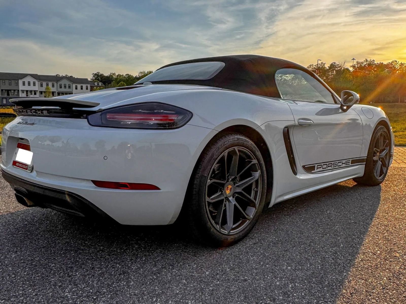 Used 2019 Porsche 718 Boxster image 6