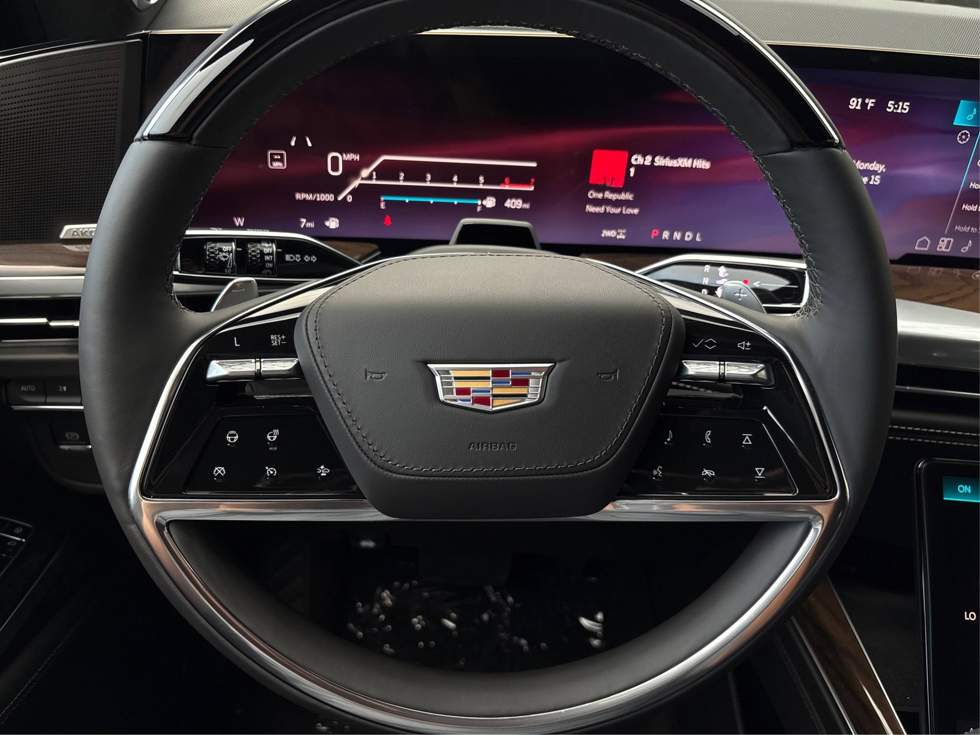 New 2026 Cadillac Escalade ESV Platinum Luxury w/ LPO, Radiant Package AWD/4WD image 19