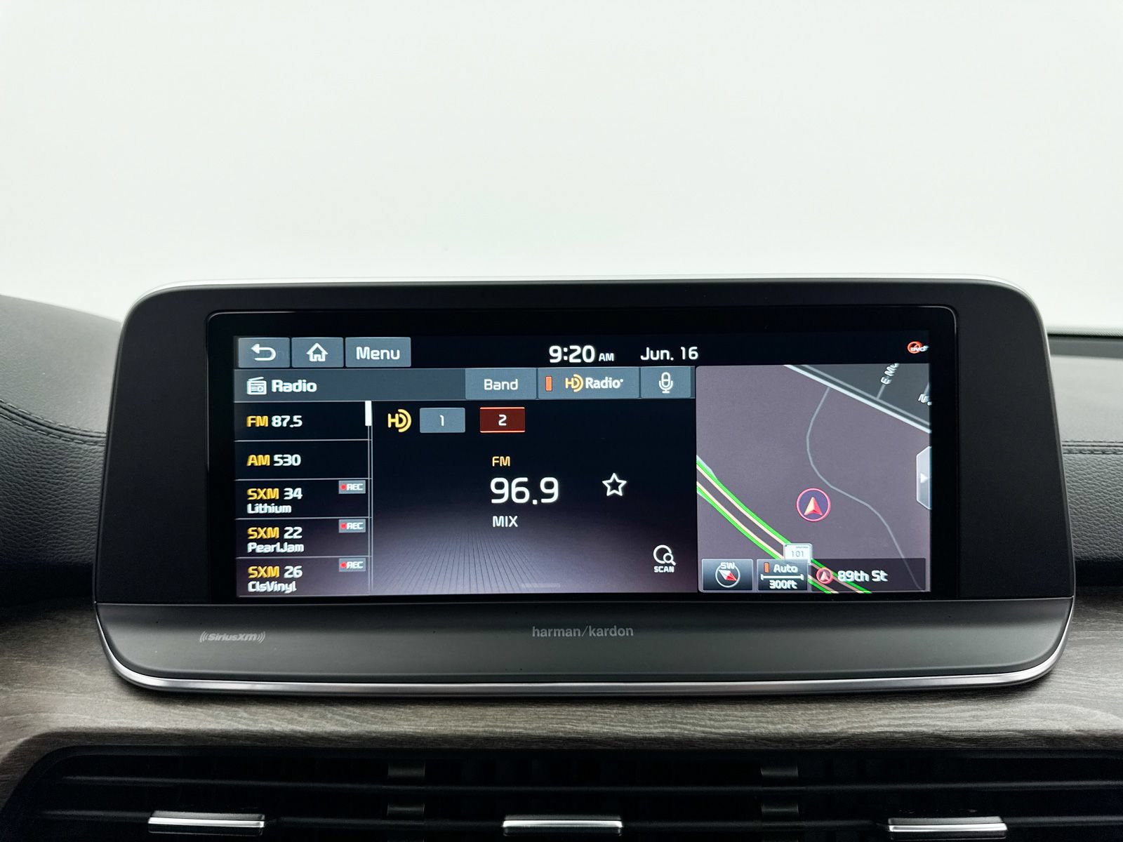 Used 2020 Kia Telluride SX w/ SX Prestige Package AWD/4WD image 6