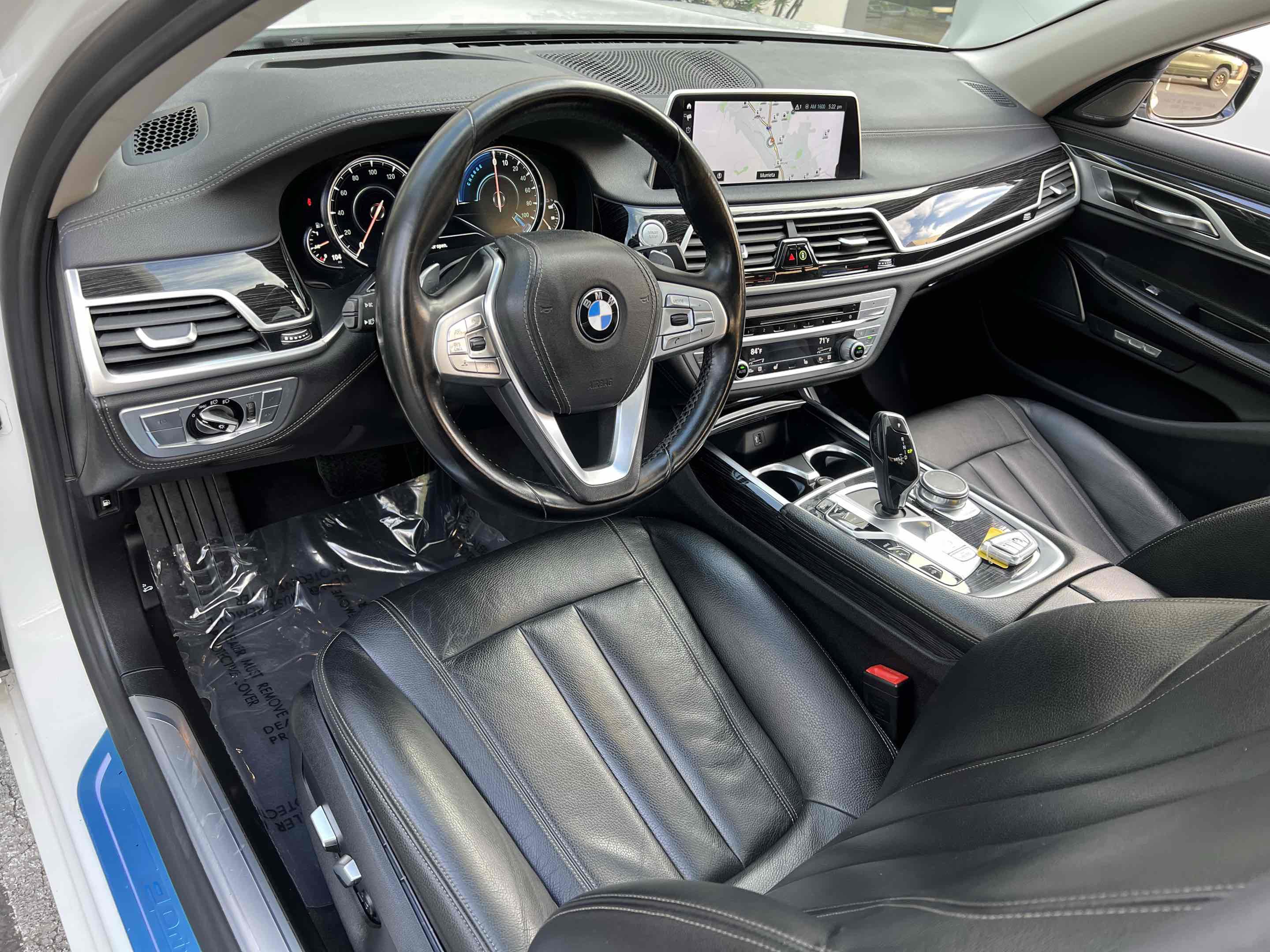 Used 2018 BMW 740e xDrive AWD/4WD image 39