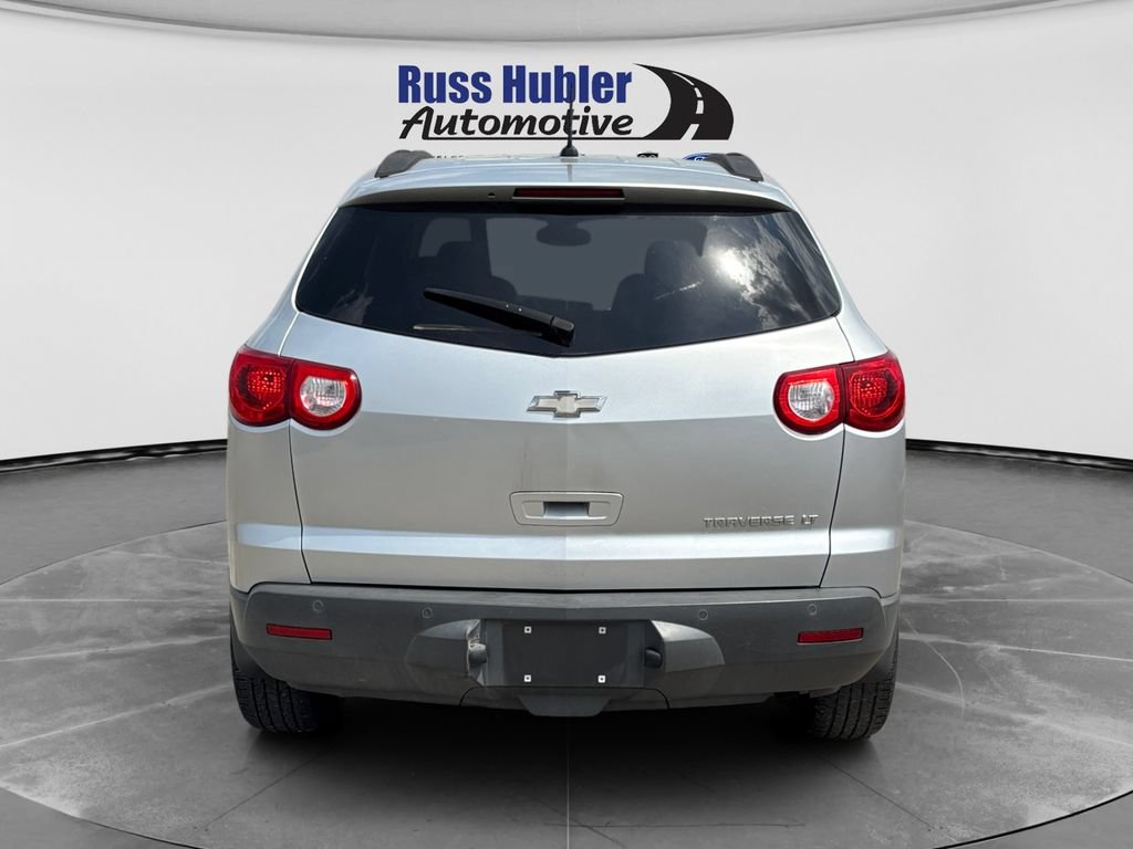 Used 2010 Chevrolet Traverse LT FWD image 4