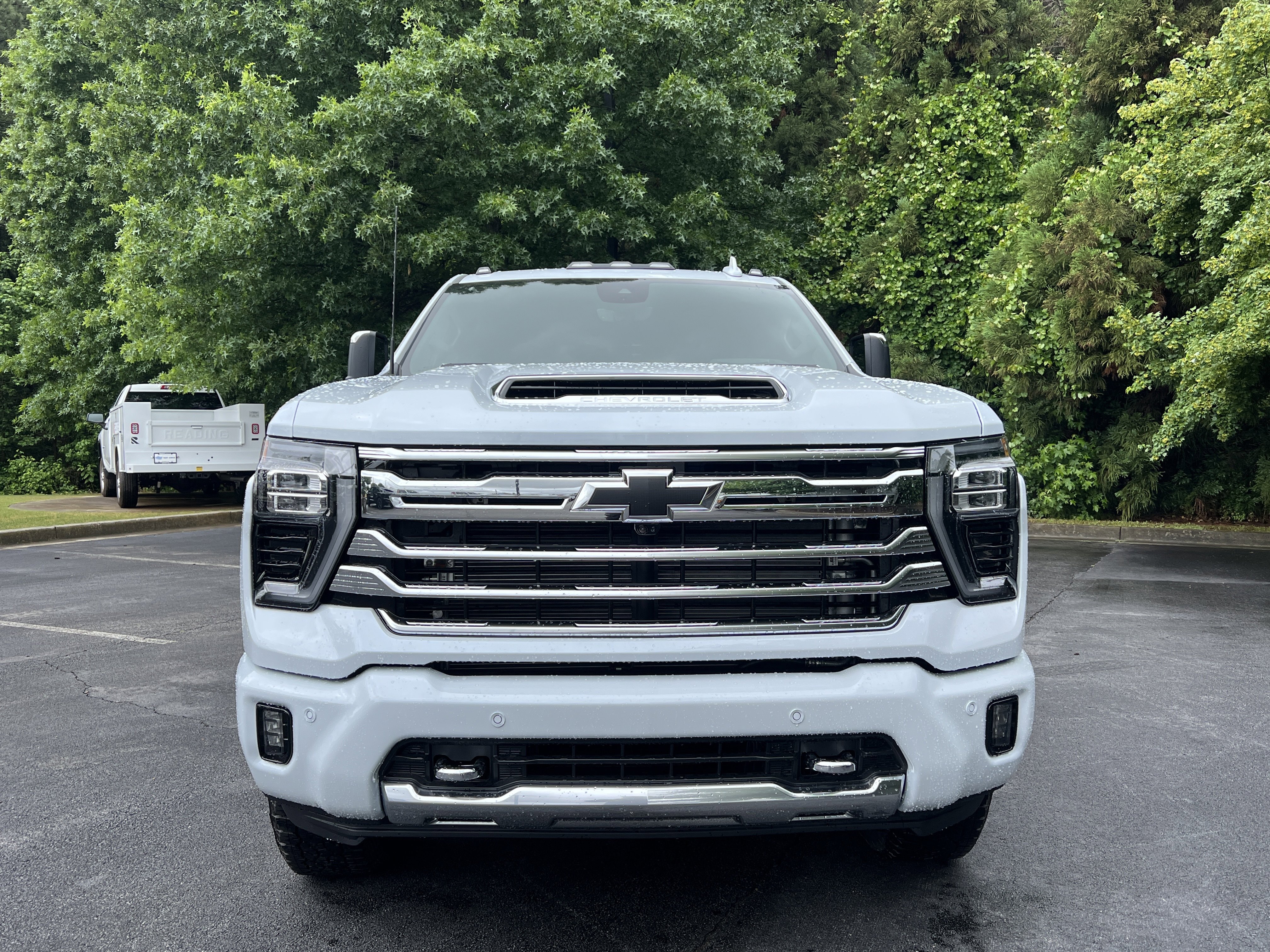 New 2026 Chevrolet Silverado 2500 High Country w/ Technology Package AWD/4WD video 2