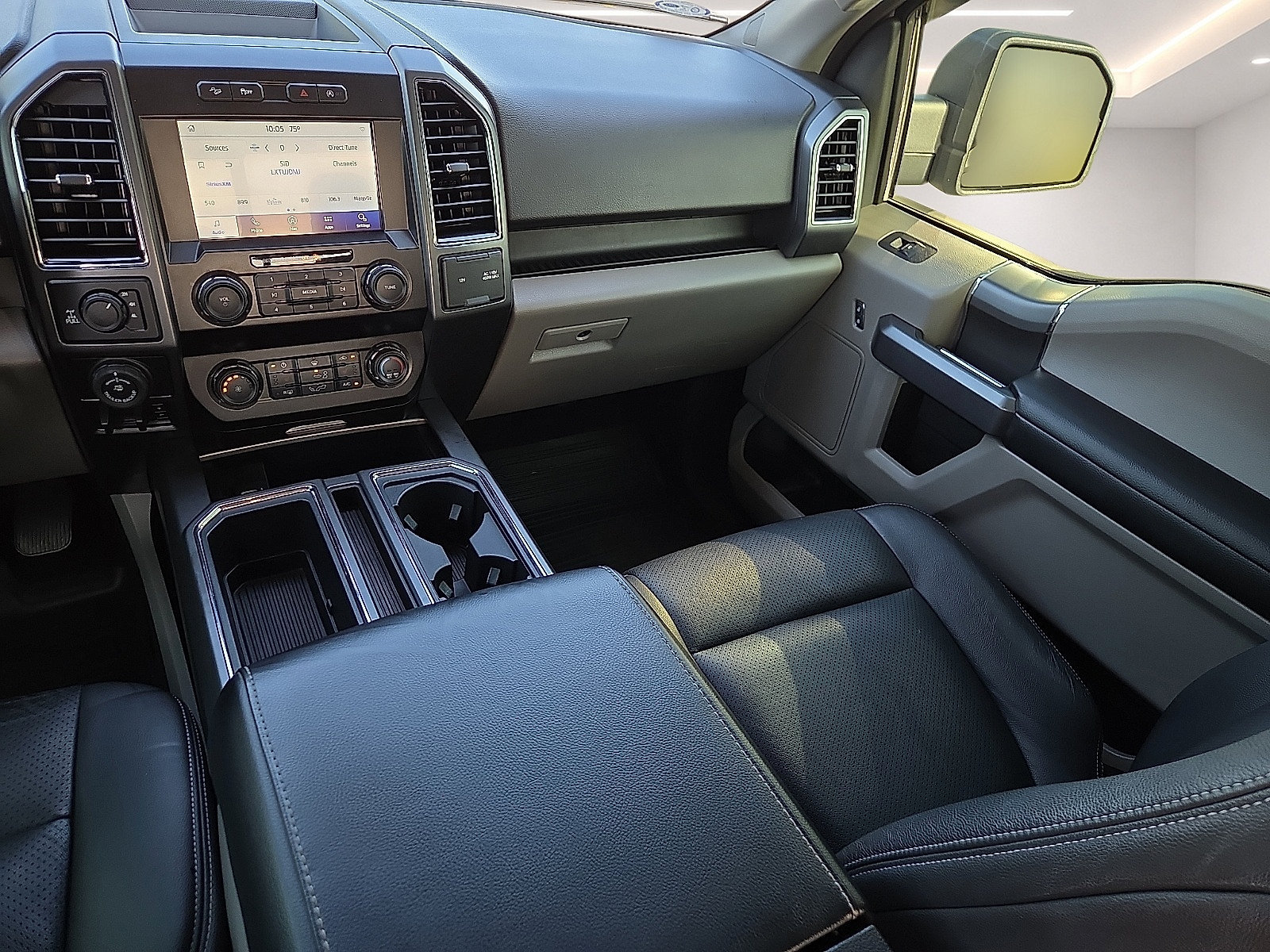 Used 2020 Ford F150 XLT w/ Equipment Group 302A Luxury AWD/4WD image 12