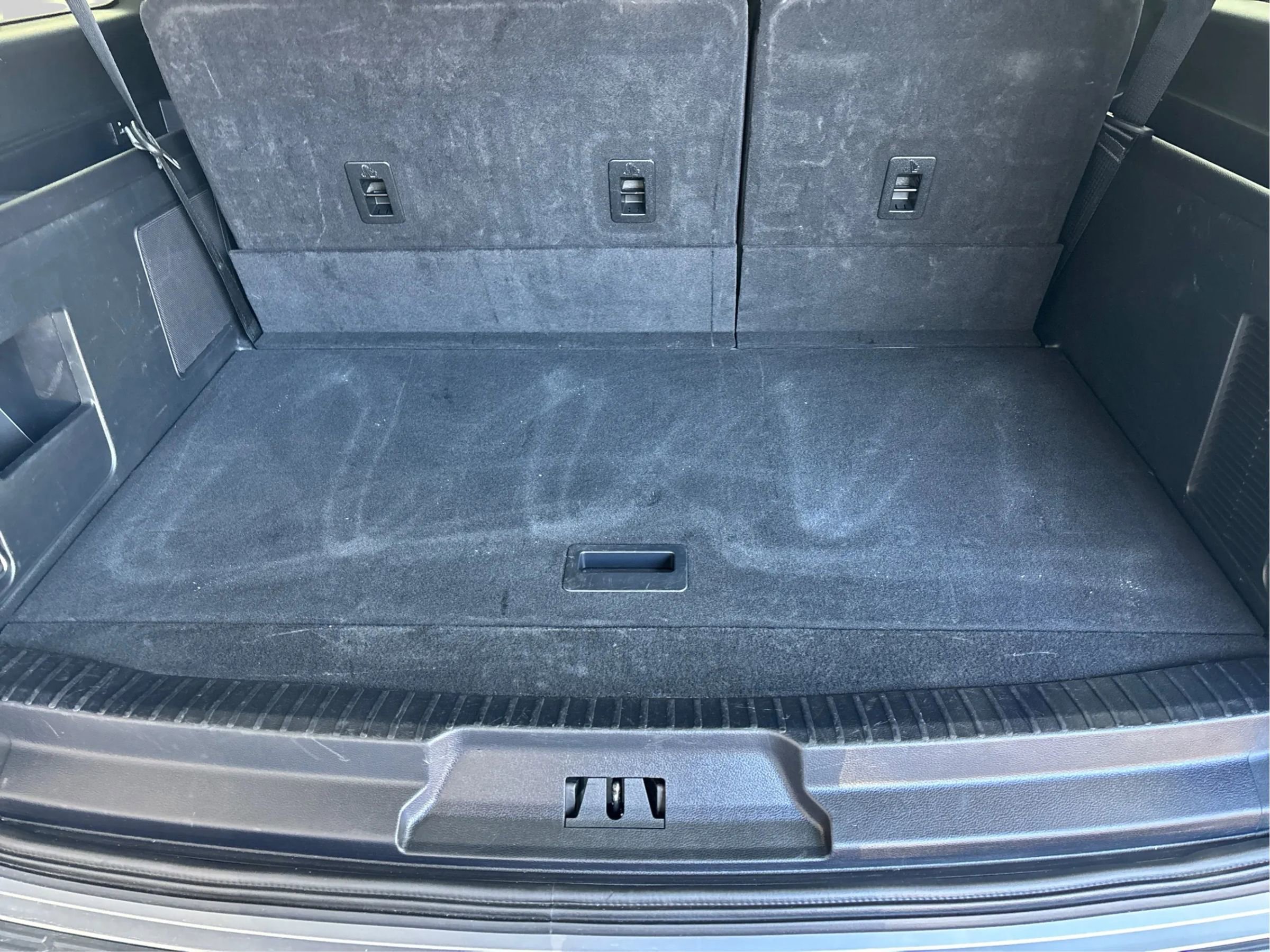 Used 2021 Ford Expedition Max Limited image 16