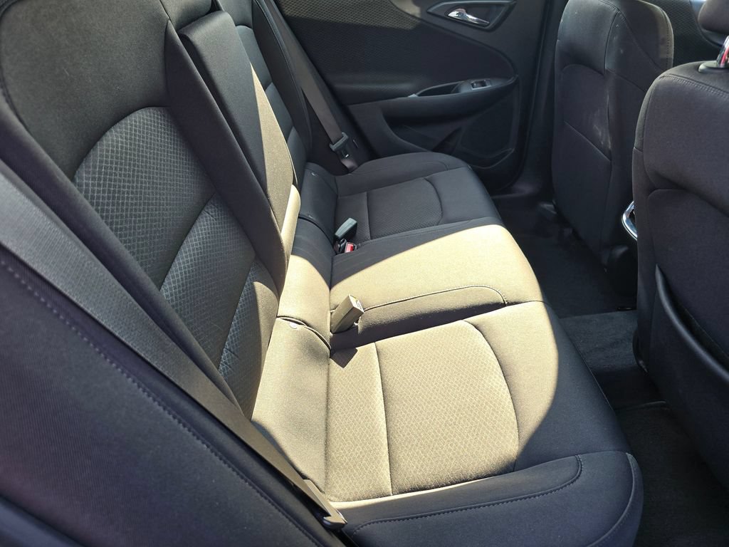 Used 2024 Chevrolet Malibu LT FWD image 11