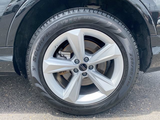 Used 2024 Audi Q7 2.0T Premium Plus AWD/4WD image 34