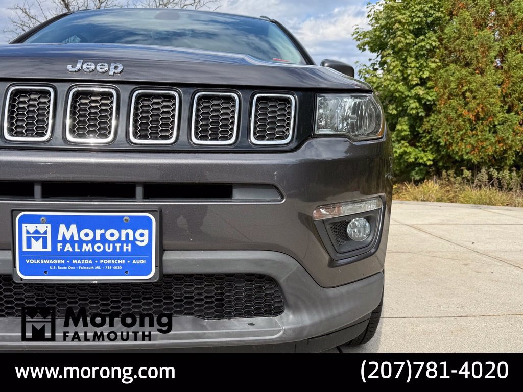 Used 2019 Jeep Compass Latitude w/ Cold Weather Group AWD/4WD image 4