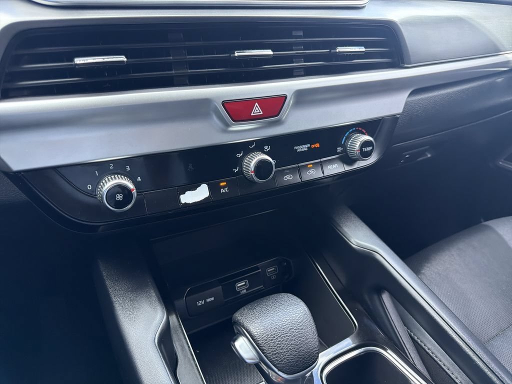 Used 2020 Kia Telluride LX FWD image 22