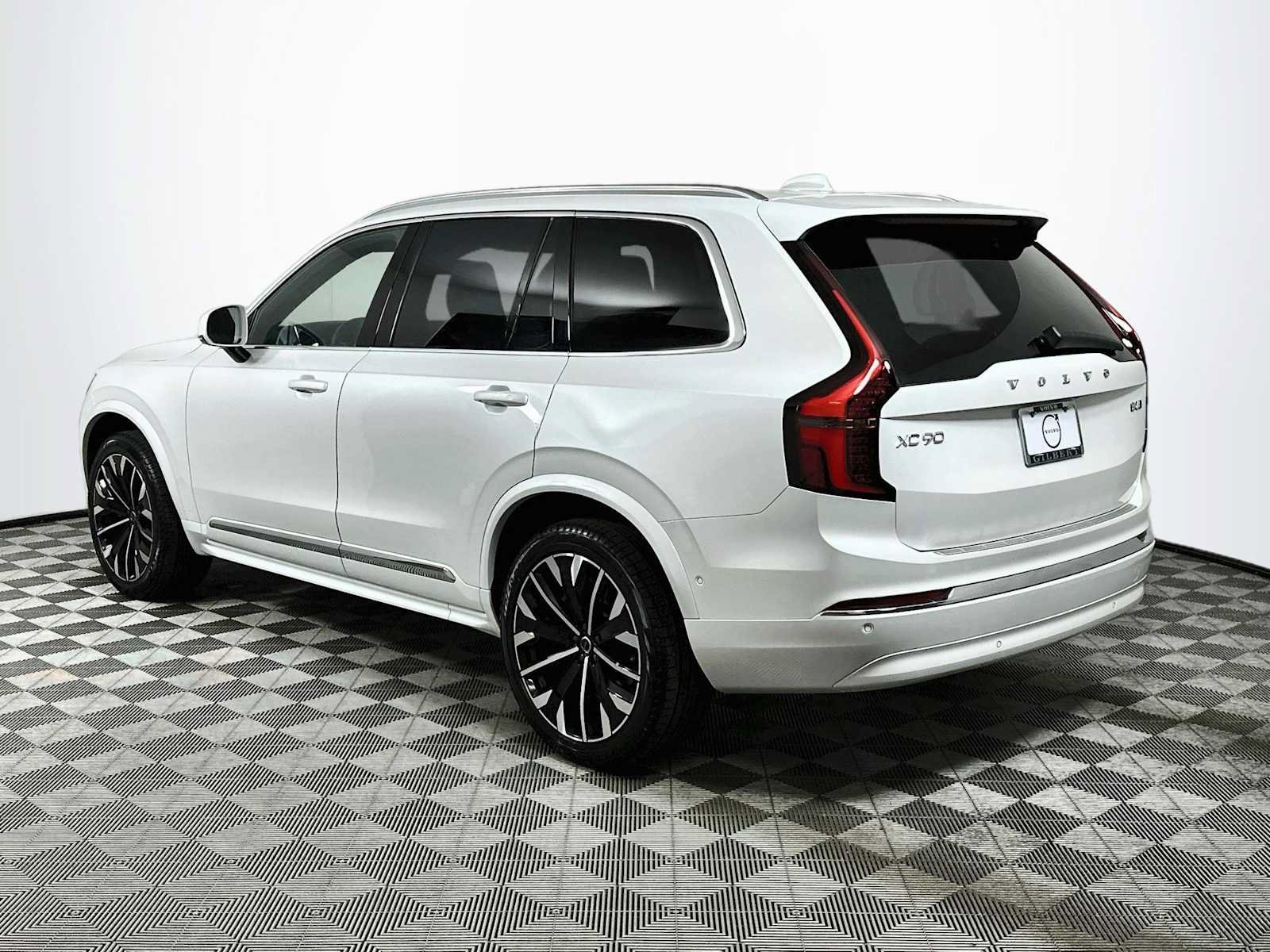 New 2026 Volvo XC90 B6 Plus w/ Protection Package AWD/4WD image 5