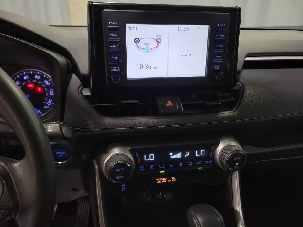 Used 2019 Toyota RAV4 XLE w/ Carpet Mat Package AWD/4WD image 17
