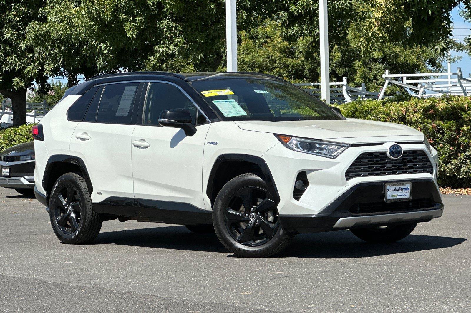 Used 2019 Toyota RAV4 XSE w/ Carpet Mat Package
