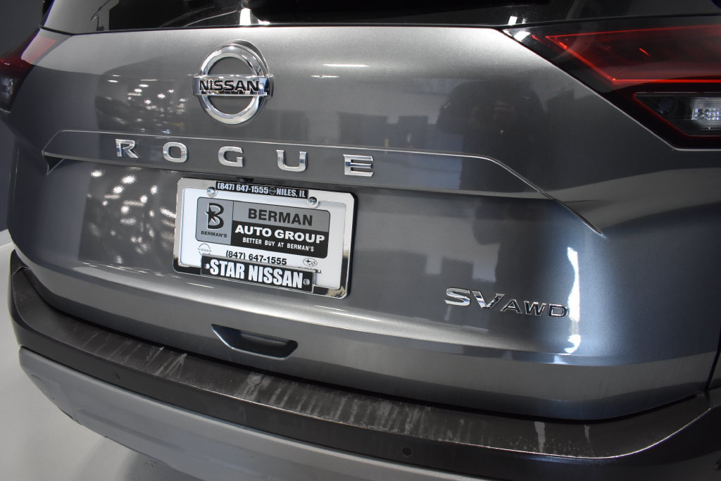 Used 2021 Nissan Rogue SV AWD/4WD image 12