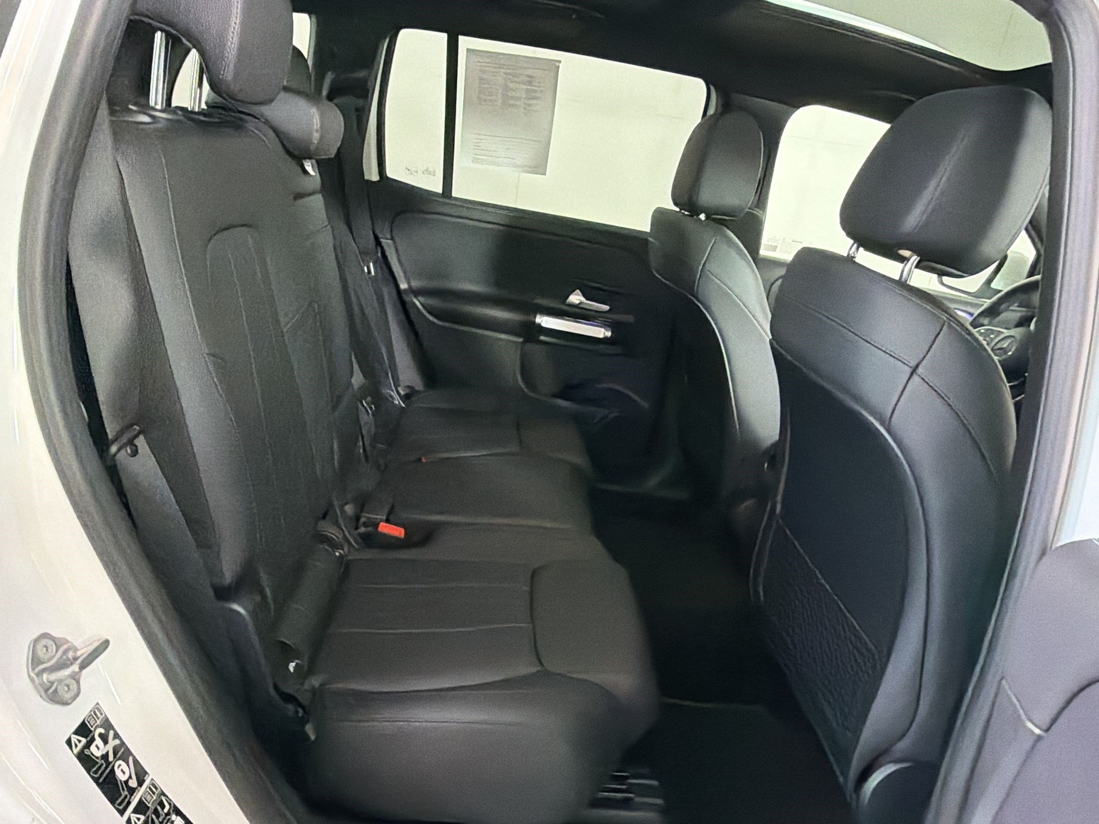 Certified 2021 Mercedes-Benz GLB 250 4MATIC image 30
