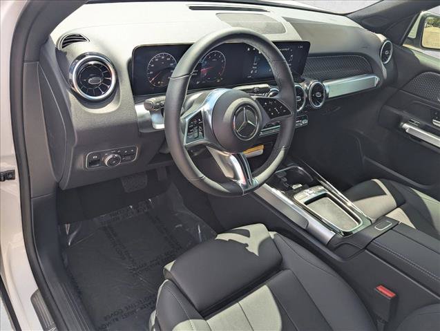 New 2026 Mercedes-Benz GLB 250 image 3