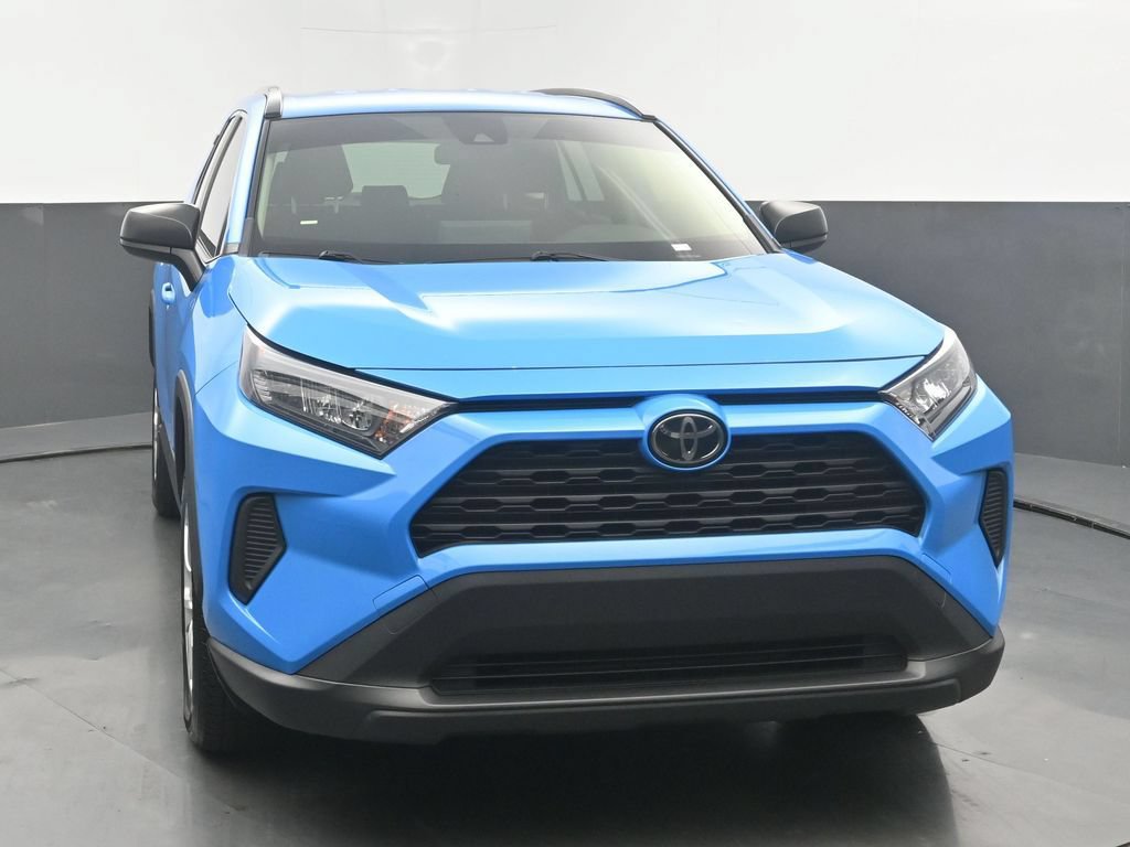 Used 2019 Toyota RAV4 LE w/ All Weather Liner Package AWD/4WD image 9