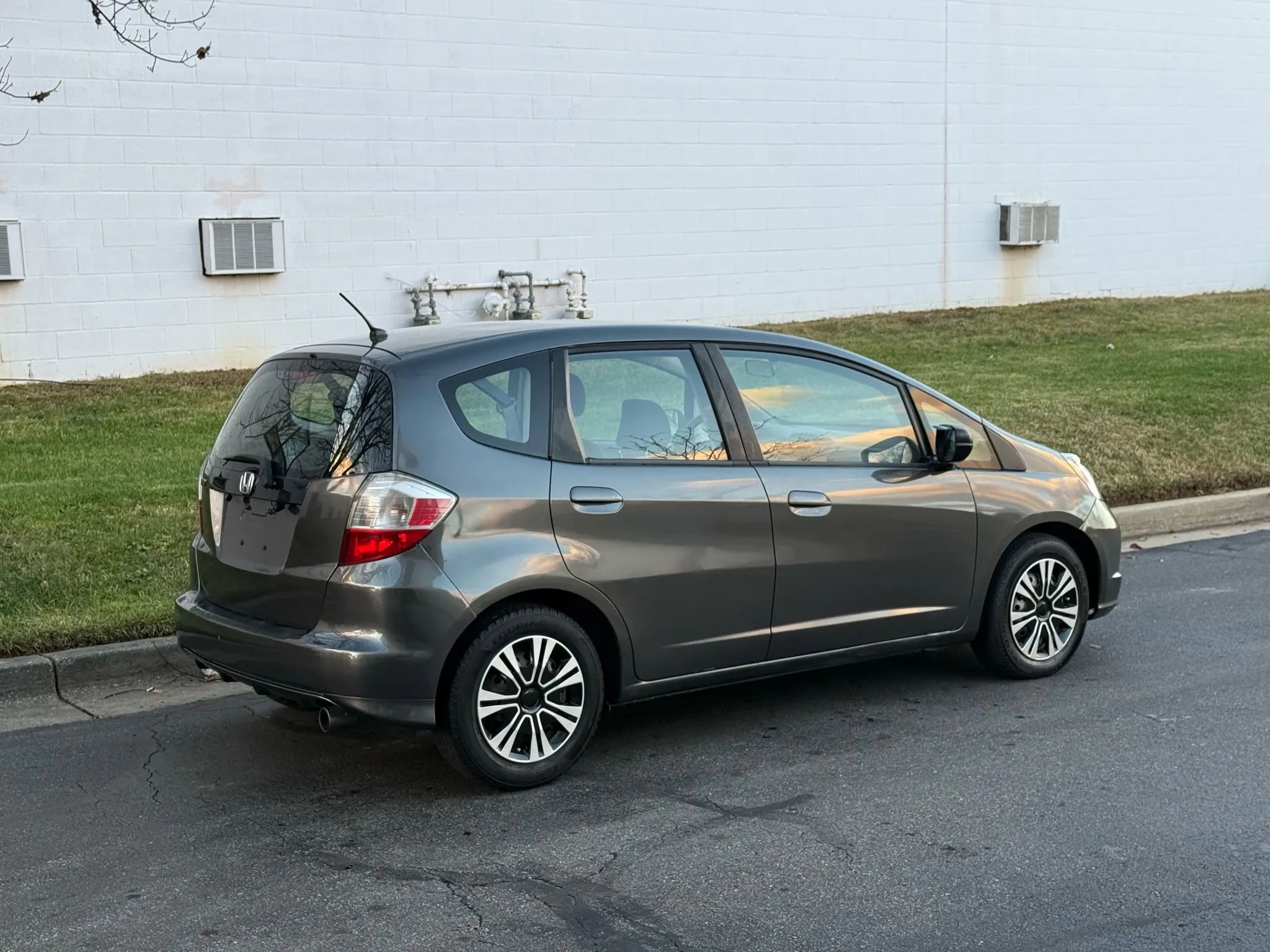 Used 2012 Honda Fit image 8
