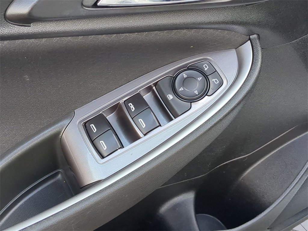 Used 2022 Chevrolet Malibu LT image 11