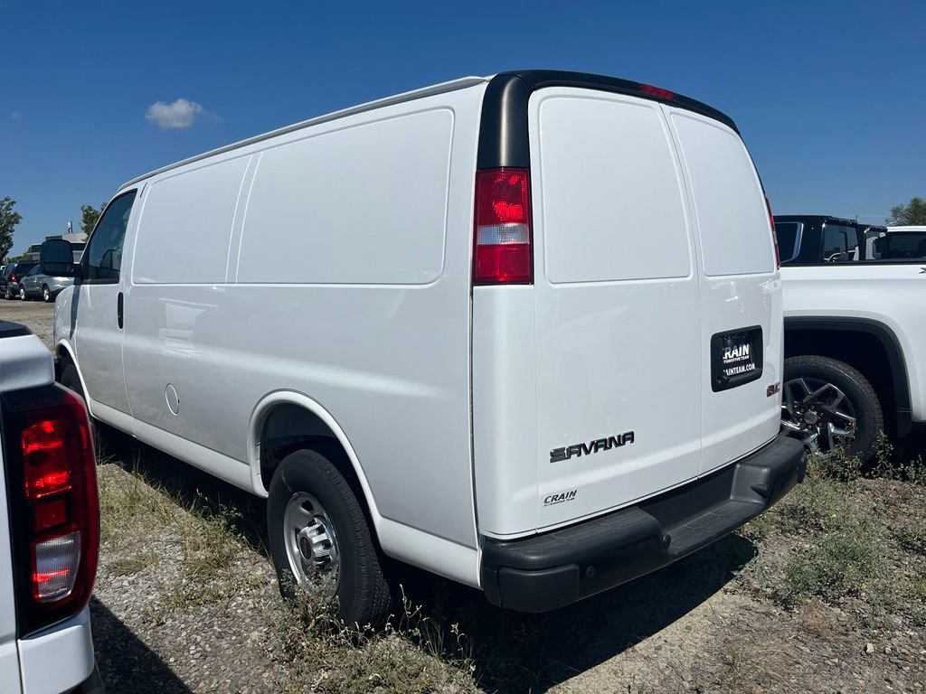 New 2025 GMC Savana 2500 w/ Driver Convenience Package RWD image 12