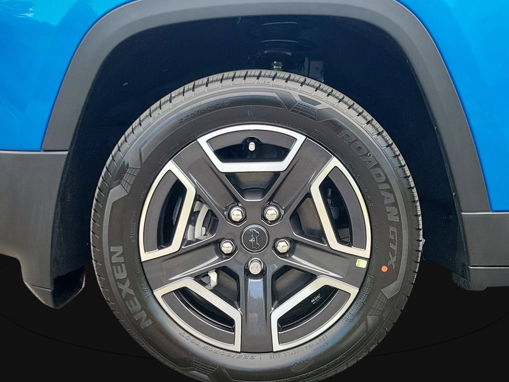 New 2026 Jeep Cherokee Laredo AWD/4WD image 9
