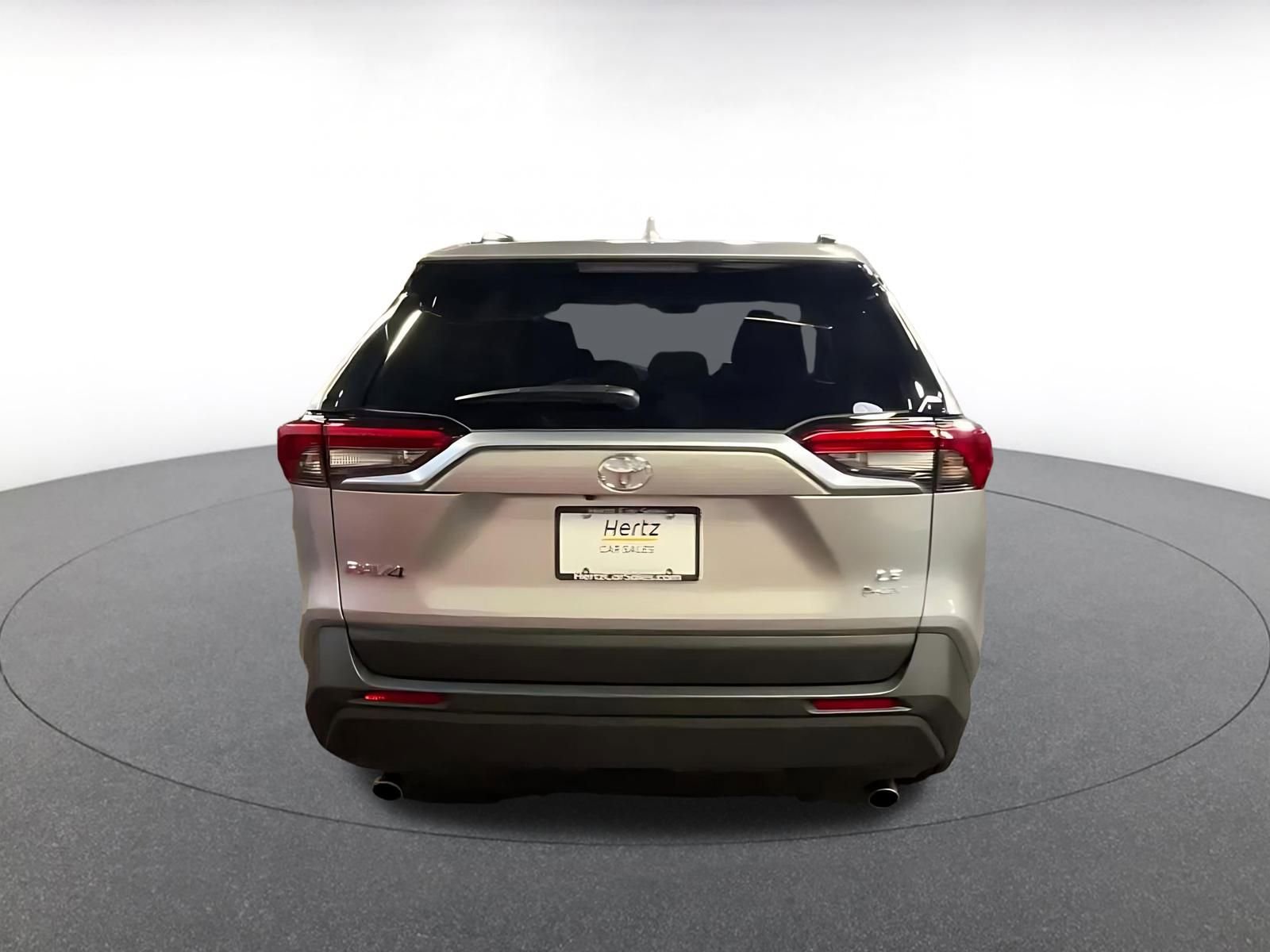 Used 2025 Toyota RAV4 LE image 12