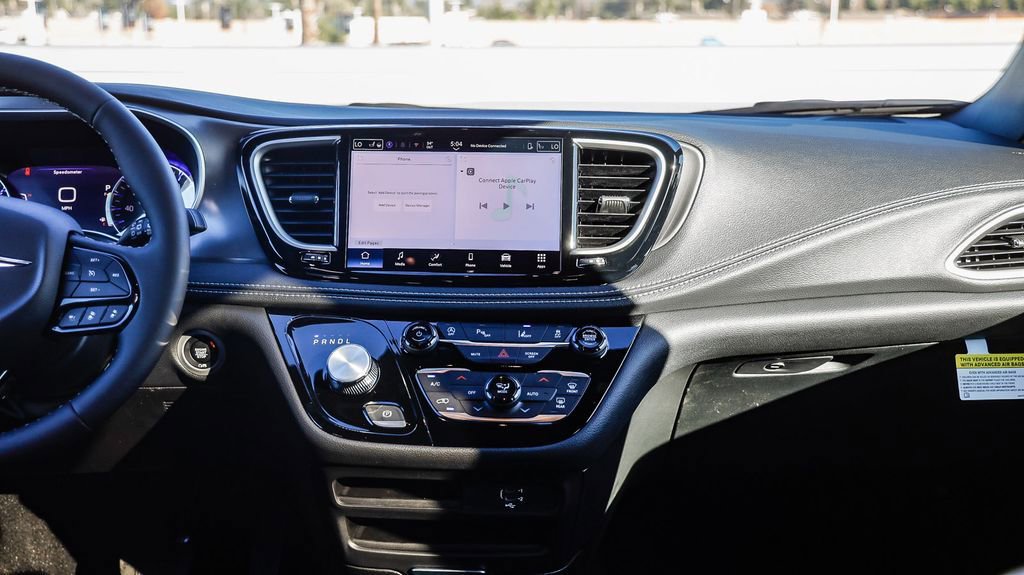 New 2026 Chrysler Pacifica Select w/ S Appearance Package image 15