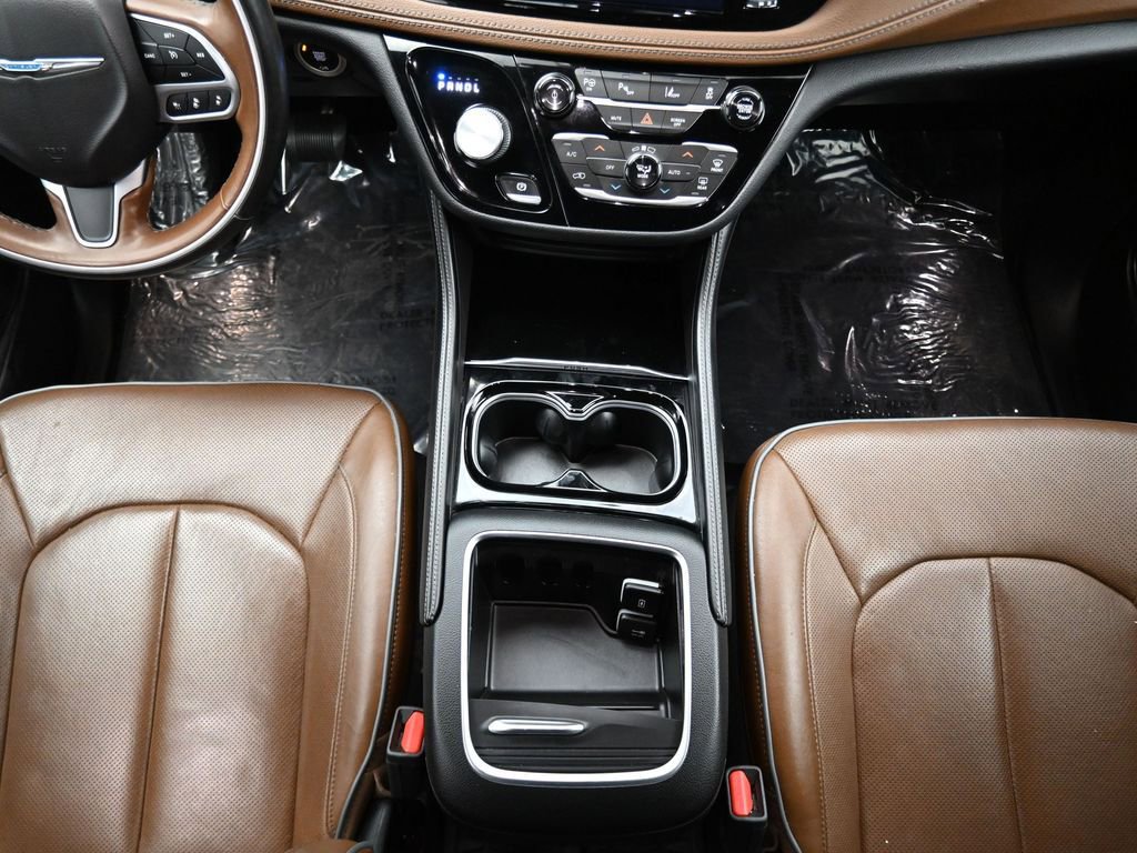 Used 2021 Chrysler Pacifica Limited w/ Premium & Safety Sphere Group image 31