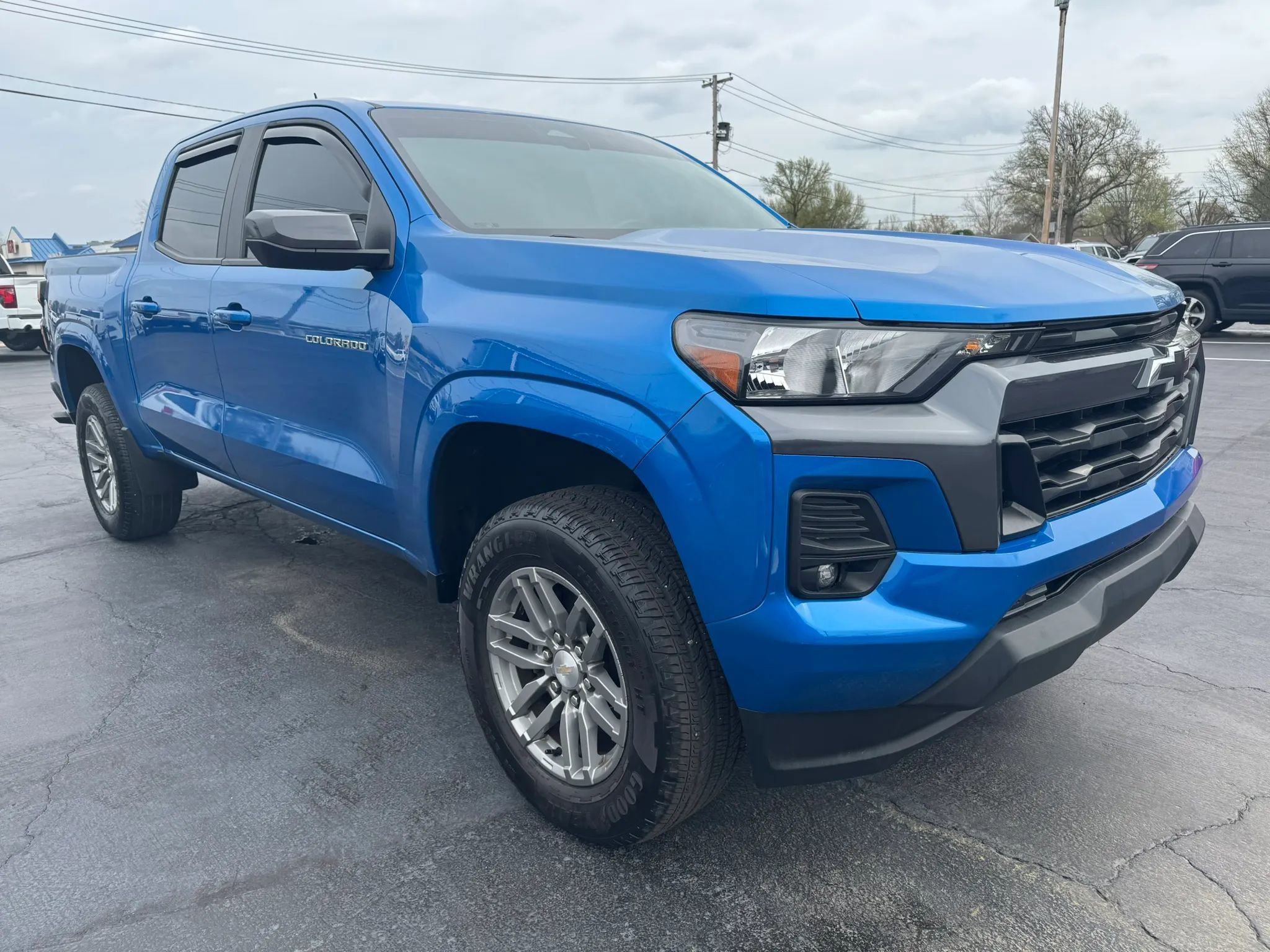 Used 2024 Chevrolet Colorado LT w/ LT Convenience Package image 13