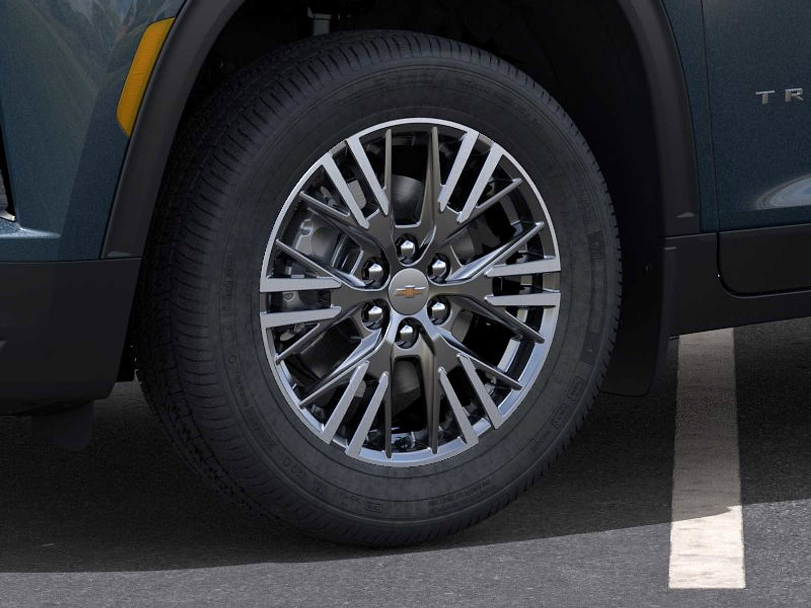 New 2026 Chevrolet Traverse LT w/ LPO, Floor Liner Package AWD/4WD image 9
