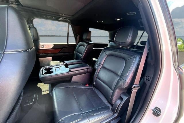 Used 2022 Lincoln Navigator Reserve AWD/4WD image 21