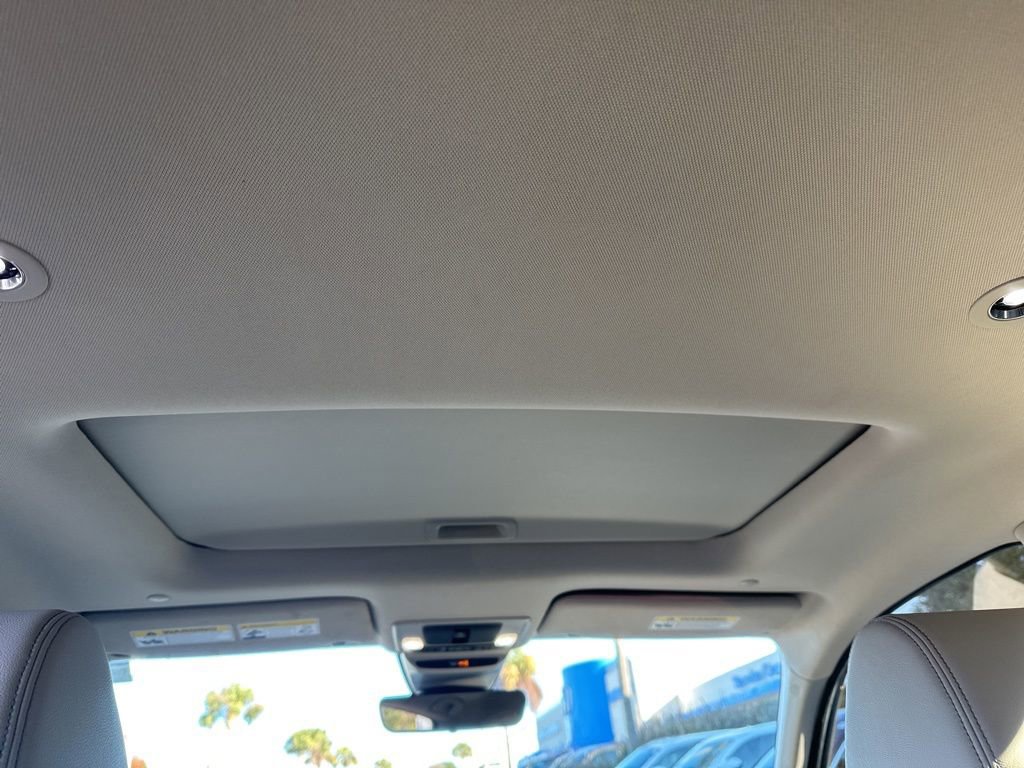 Used 2024 Honda HR-V EX-L image 15