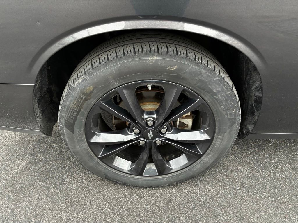 Used 2023 Dodge Challenger SXT w/ Blacktop Package image 15