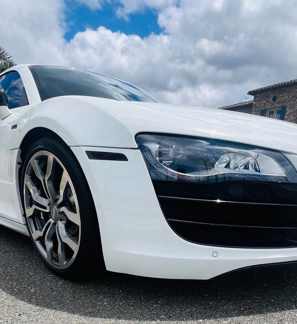 Used 2011 Audi R8 V10 AWD/4WD image 9