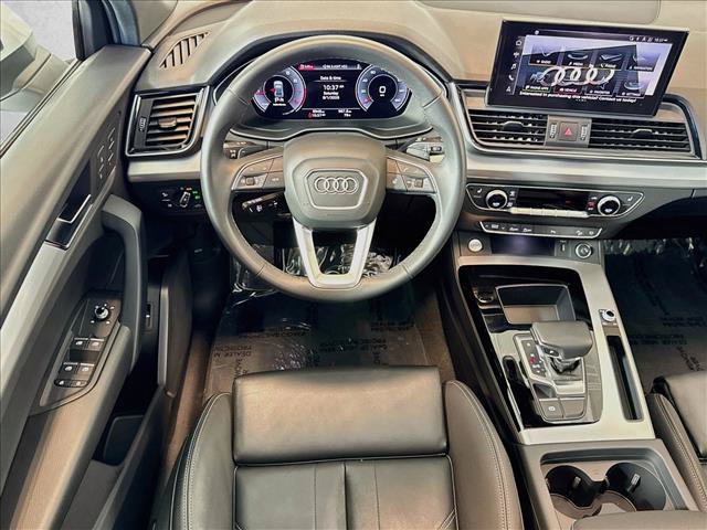 Used 2025 Audi Q5 2.0T Premium w/ Convenience Plus Package AWD/4WD image 21