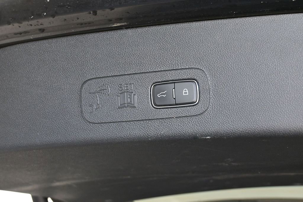 Used 2023 Lincoln Aviator AWD image 24