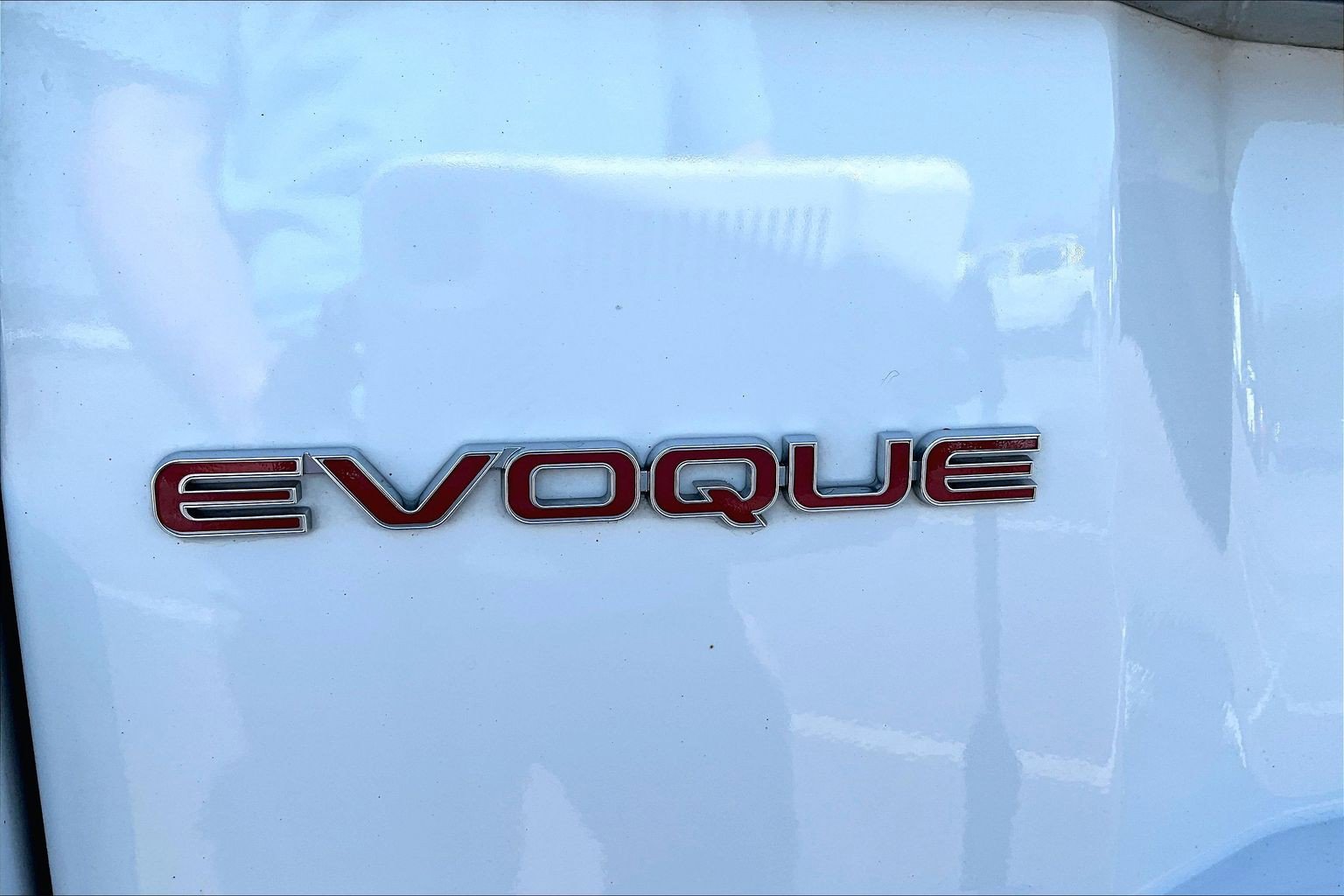 Used 2018 Land Rover Range Rover Evoque HSE Dynamic AWD/4WD image 24
