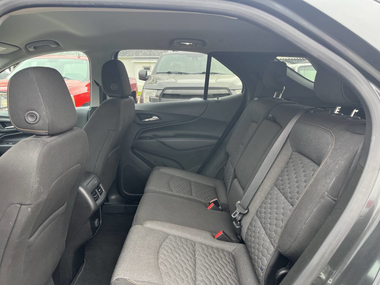 Used 2018 Chevrolet Equinox LT image 17