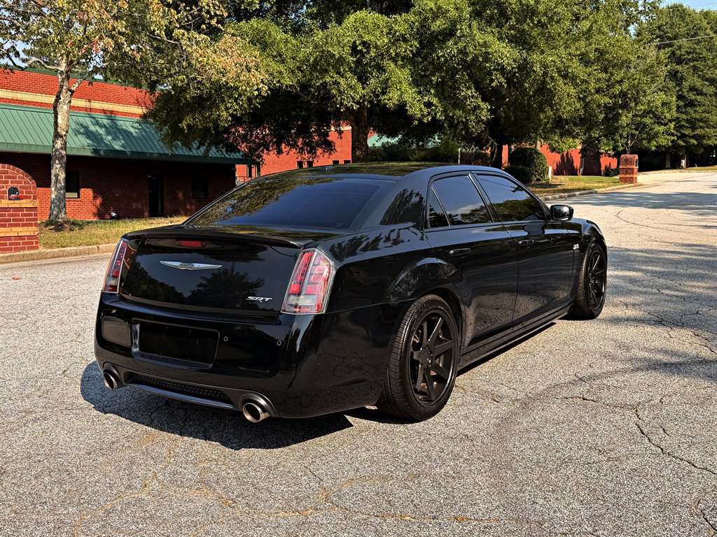 Used 2014 Chrysler 300 SRT8 w/ Leather Interior Group RWD image 5