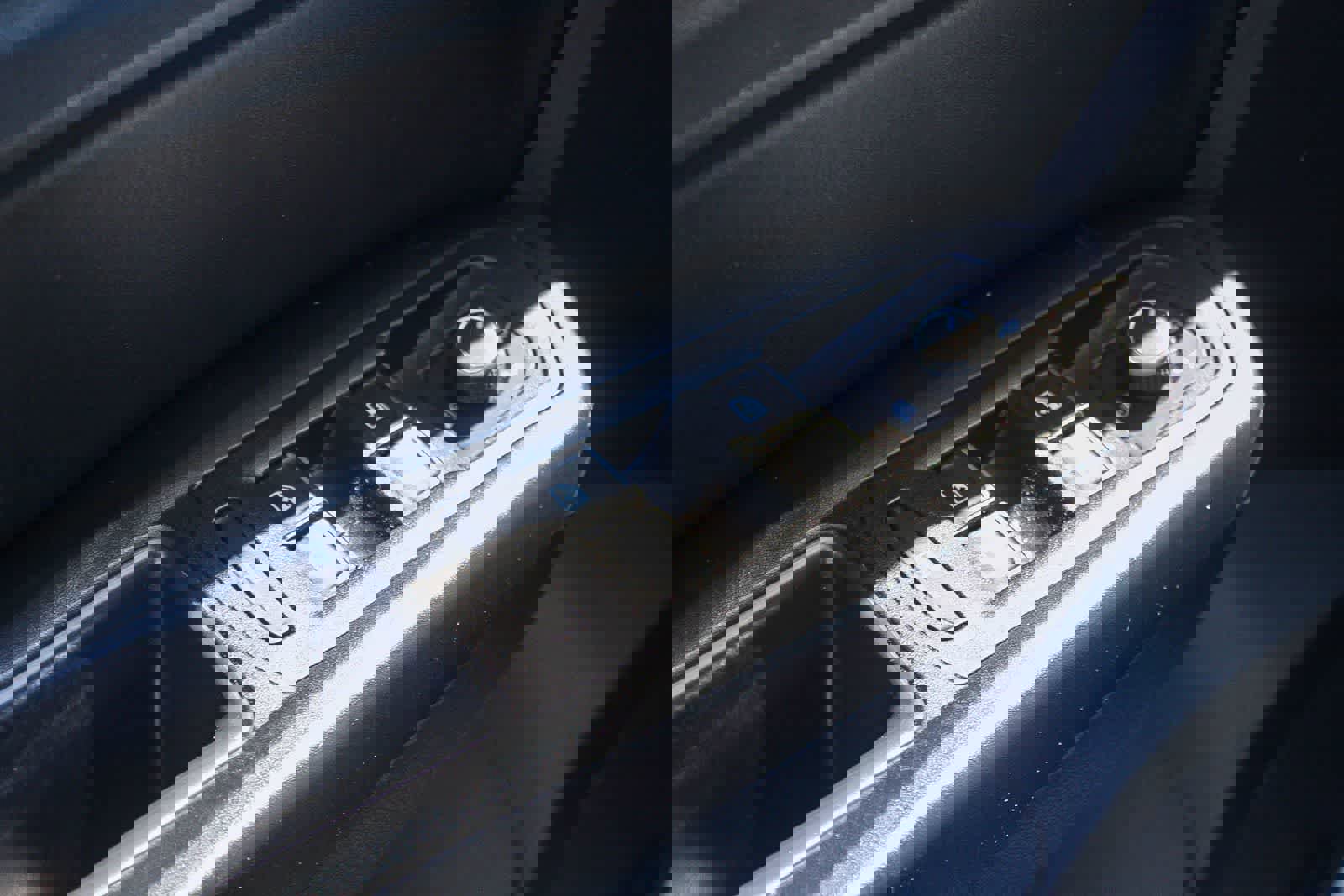 Used 2019 Volkswagen Atlas SE w/ Towing Package image 27