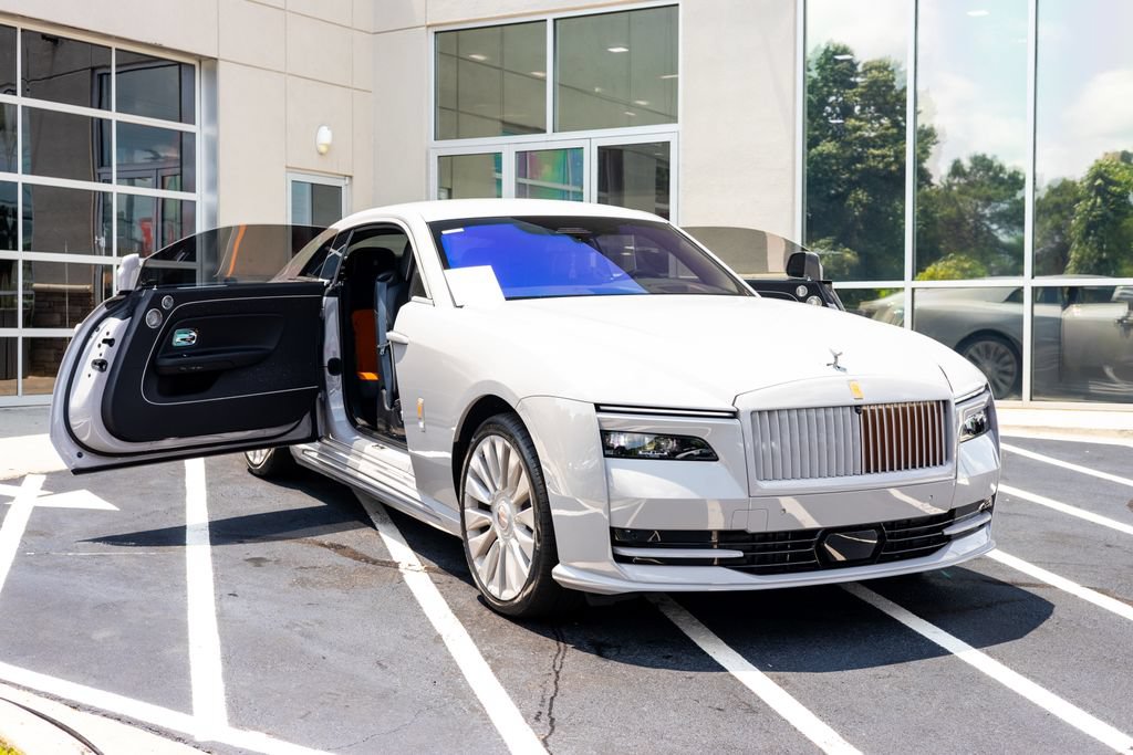 Used 2024 Rolls-Royce Spectre w/ Spectre Launch Package AWD/4WD image 9