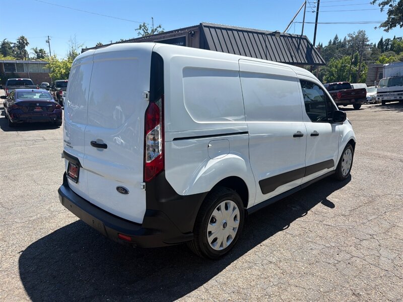 Used 2023 Ford Transit Connect XL FWD image 9