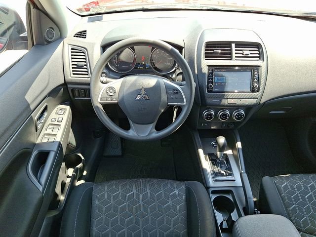 Used 2024 Mitsubishi Outlander Sport ES AWD/4WD image 11