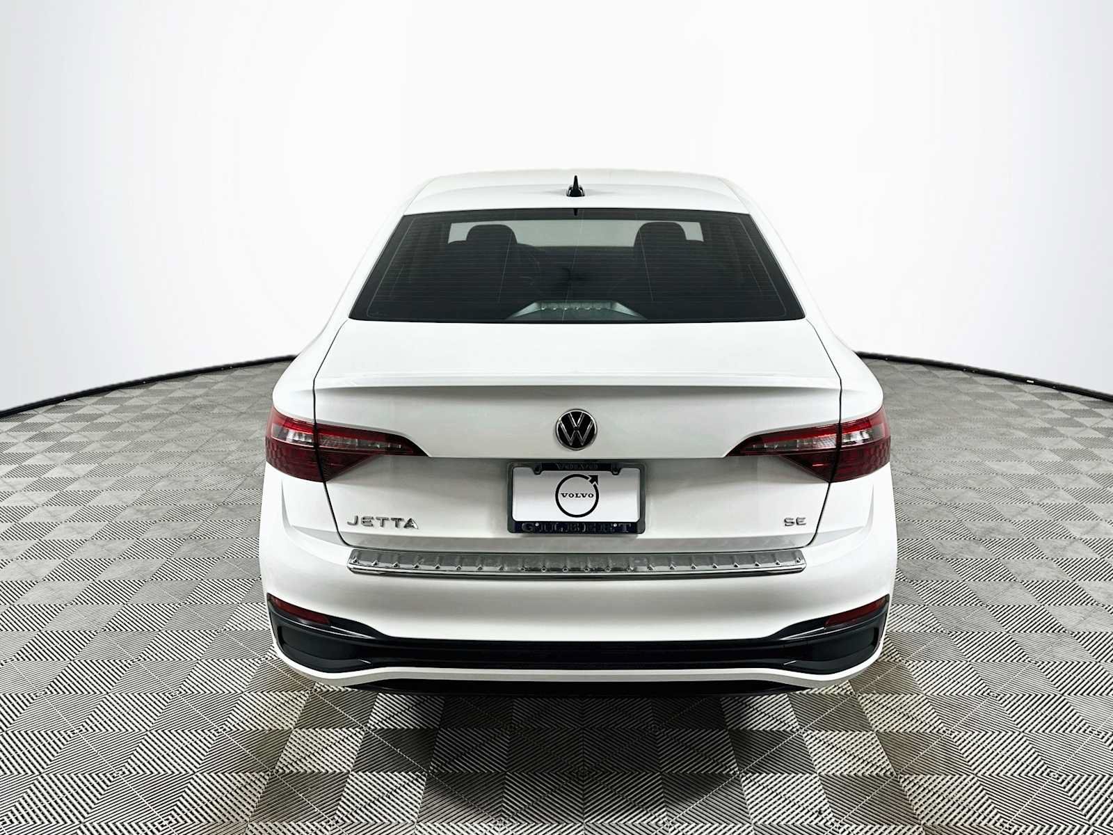 Used 2023 Volkswagen Jetta SE FWD image 6