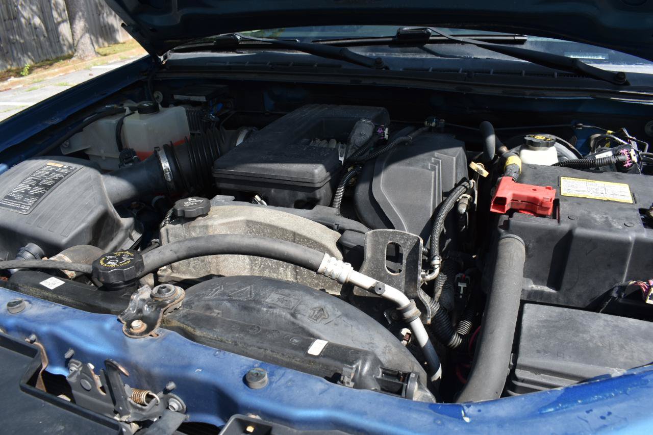 Used 2012 Chevrolet Colorado LT AWD/4WD image 29