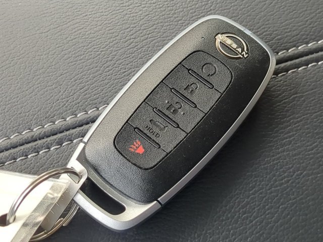Certified 2025 Nissan Murano SL AWD/4WD image 28