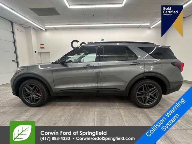 Certified 2025 Ford Explorer ST-Line w/ ST-Line Street Pack image 2