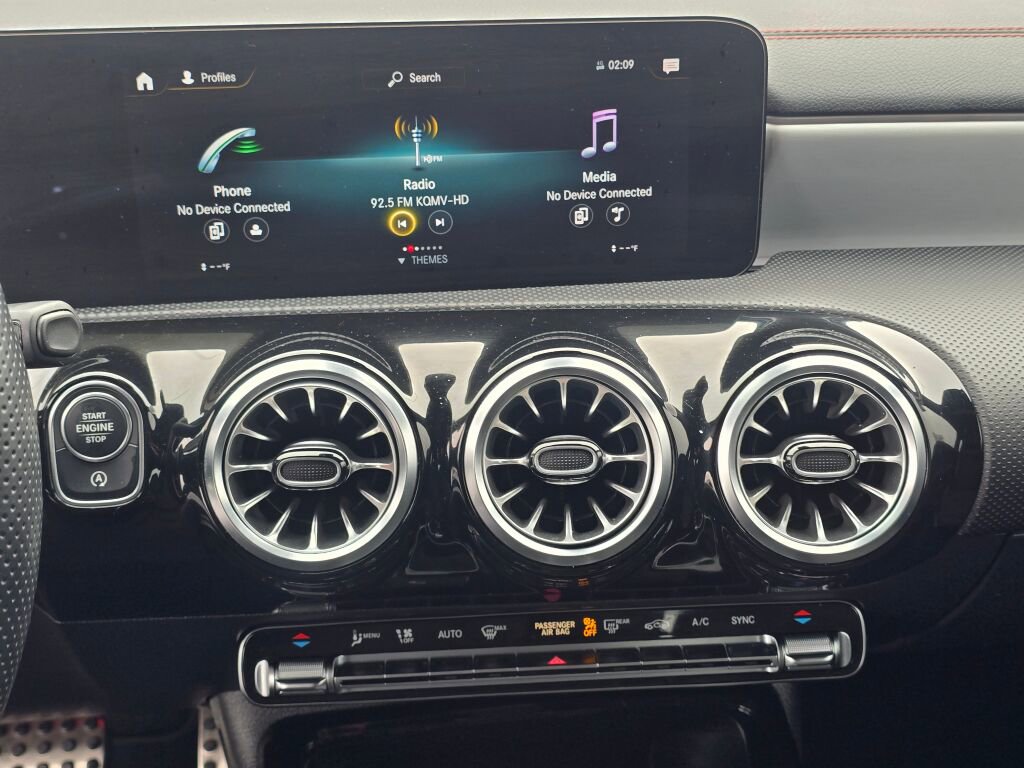 Used 2023 Mercedes-Benz CLA 35 AMG 4MATIC image 13