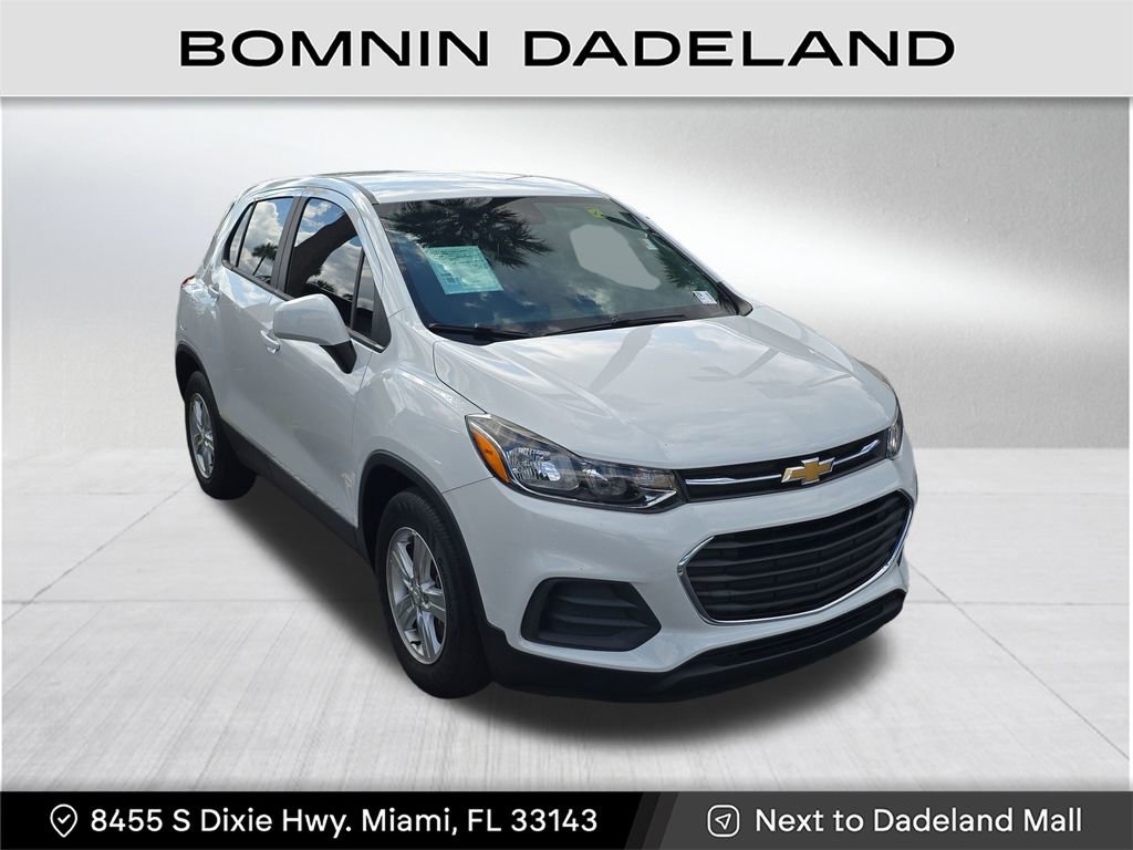 Used 2022 Chevrolet Trax LS w/ Tint and Cruise Package